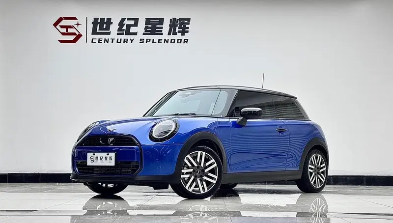 MINI MINI 1.5T COOPER Edition Classic, 2025 — фото 1