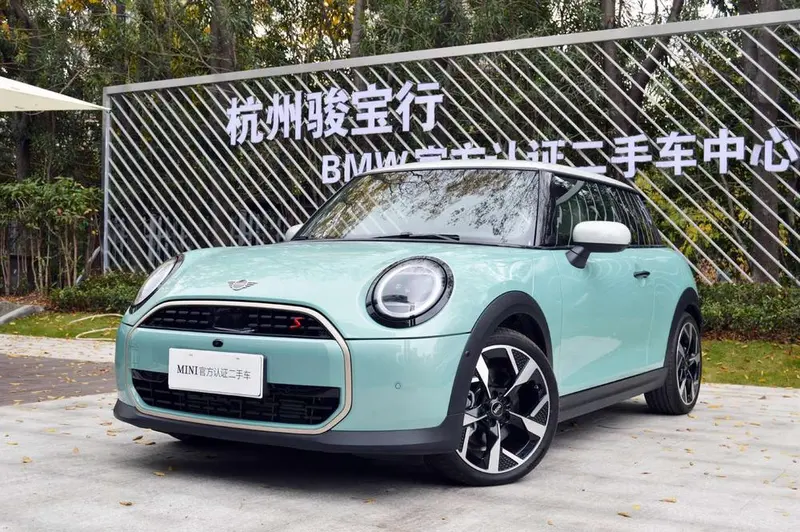 MINI MINI 2.0T COOPER S Edition Artist, 2025 — фото 1