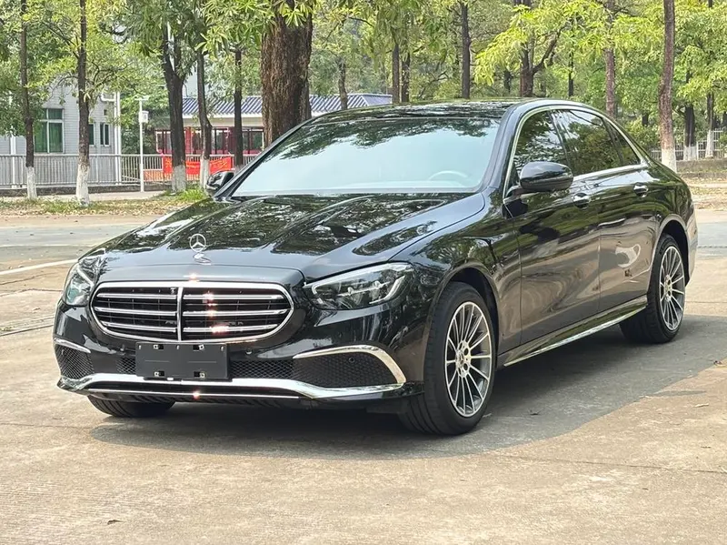 Mercedes-Benz E-Class E 300 L Luxury Version, 2022 — фото 1