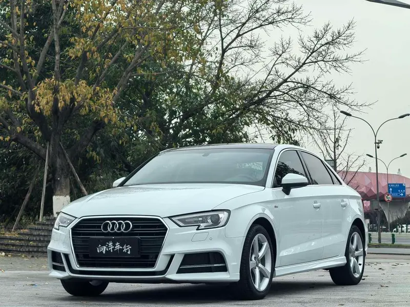 Audi A3 Limousine 35 TFSI Fashion Version CN6, 2019 — фото 1
