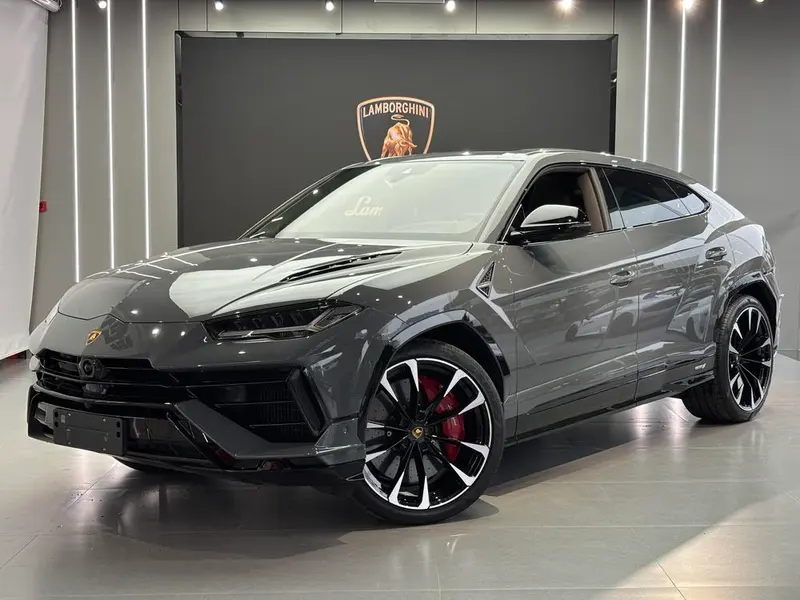 Lamborghini Urus, 2023