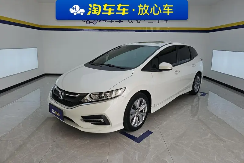 Honda Jade 1.8L Auto Comfort Edition 5 Seater, 2017 — фото 1