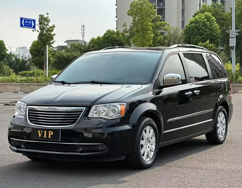 Chrysler Grand Voyager (Import), 2013