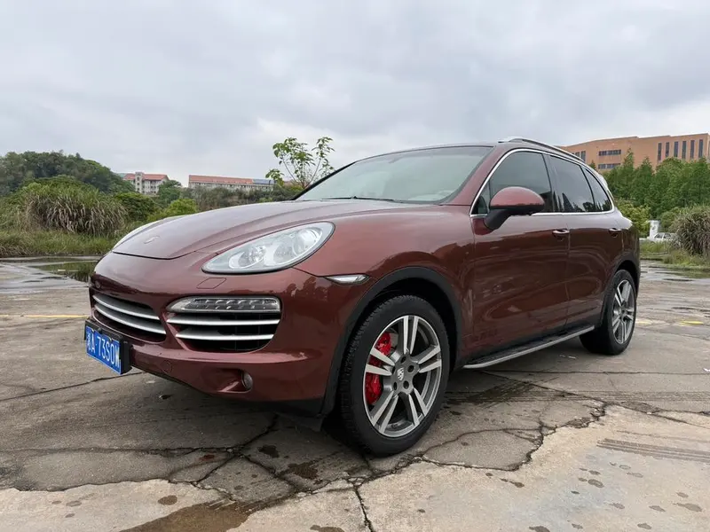 Porsche Cayenne, 2011