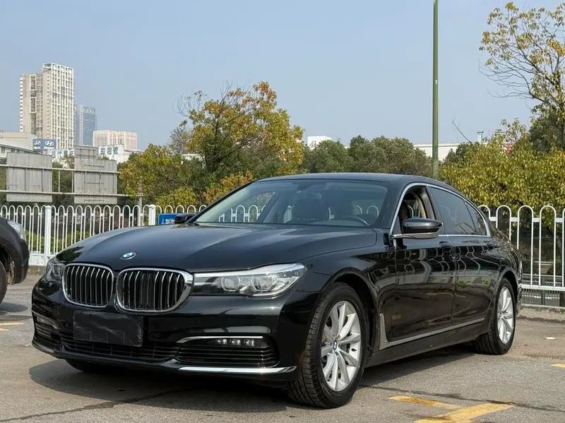 BMW 7-Series, 2016
