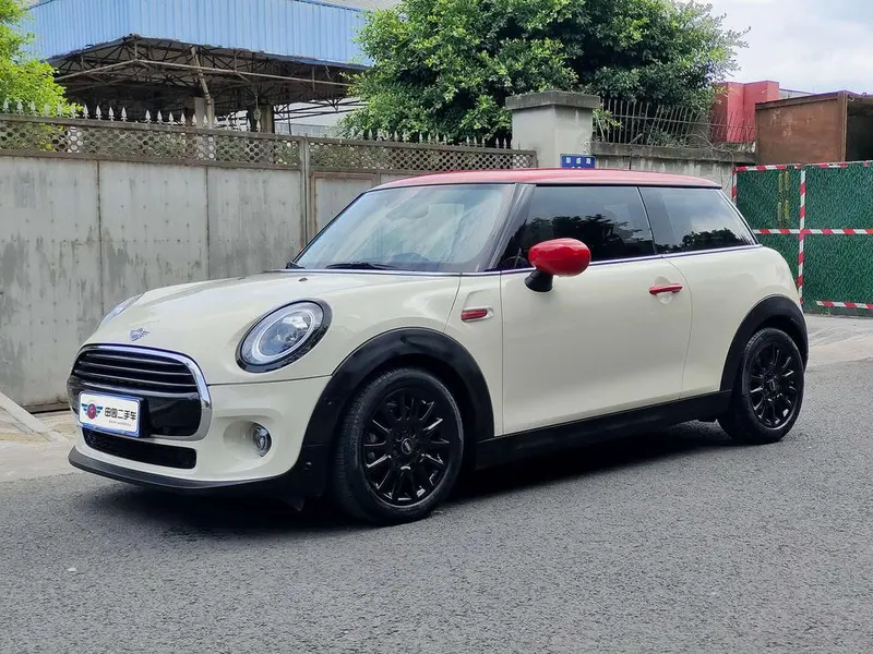 MINI MINI 1.5T COOPER Classic, 2018 — фото 1