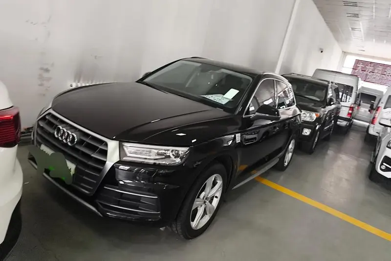Audi Q5L, 2020