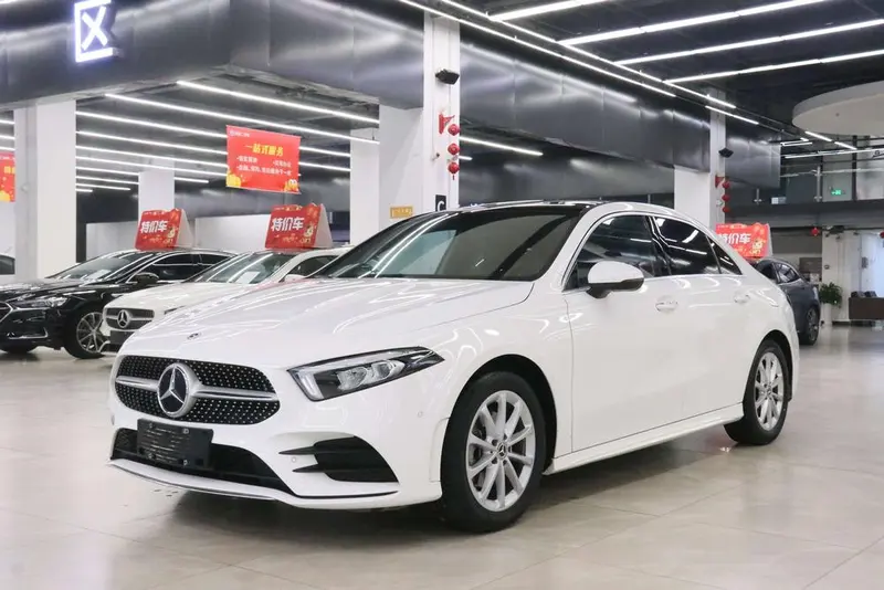 Mercedes-Benz A-Class A 200 L Sport Edition, 2022 — фото 1