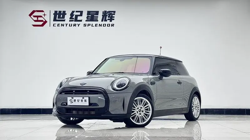 MINI MINI Facelift 1.5T COOPER Artist, 2023 — фото 1