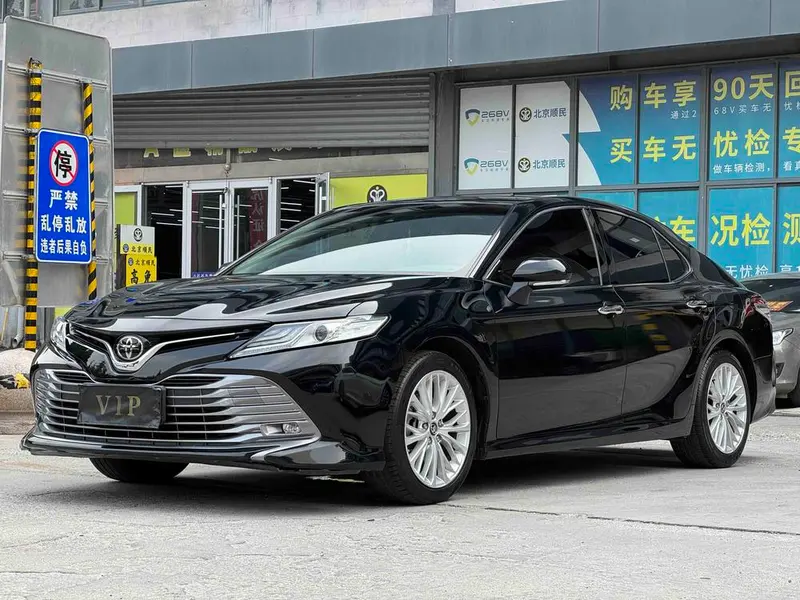 Toyota Camry, 2019