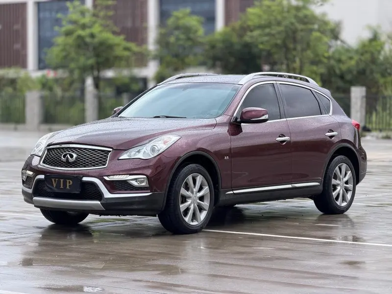 Infiniti QX50, 2015