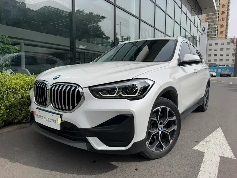 BMW X1 sDrive25Li Leading Version, 2022 — фото 1