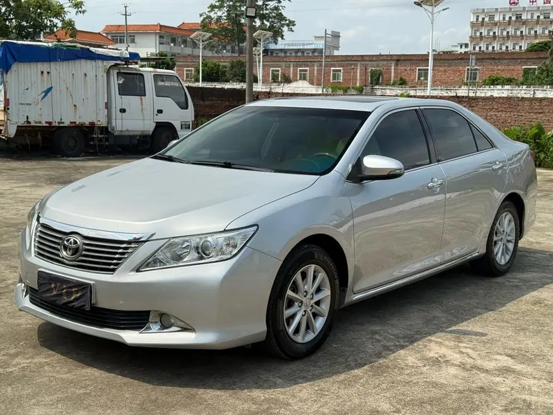 Toyota Camry, 2012