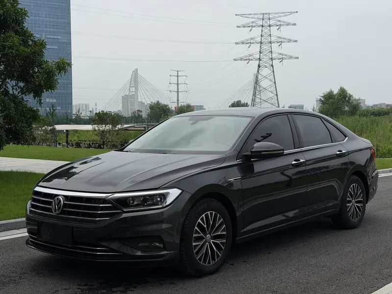 Volkswagen Sagitar, 2020