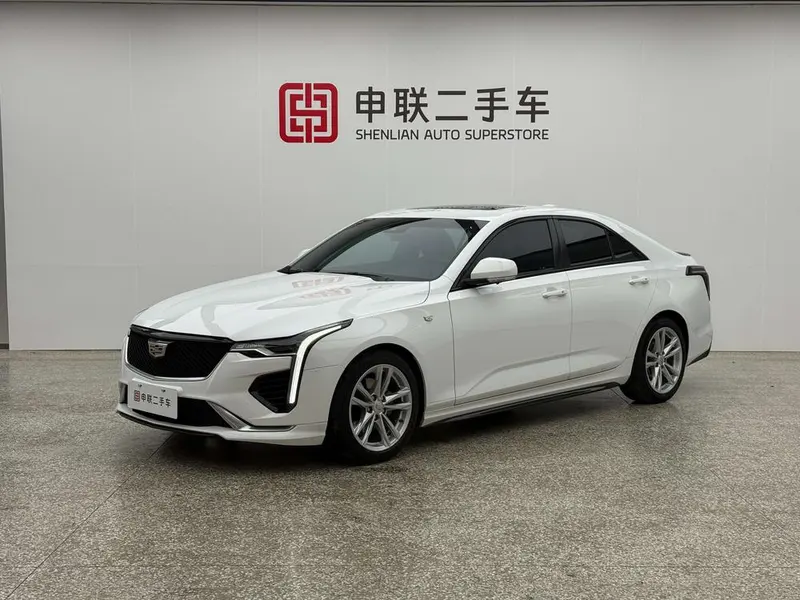 Cadillac CT4, 2022