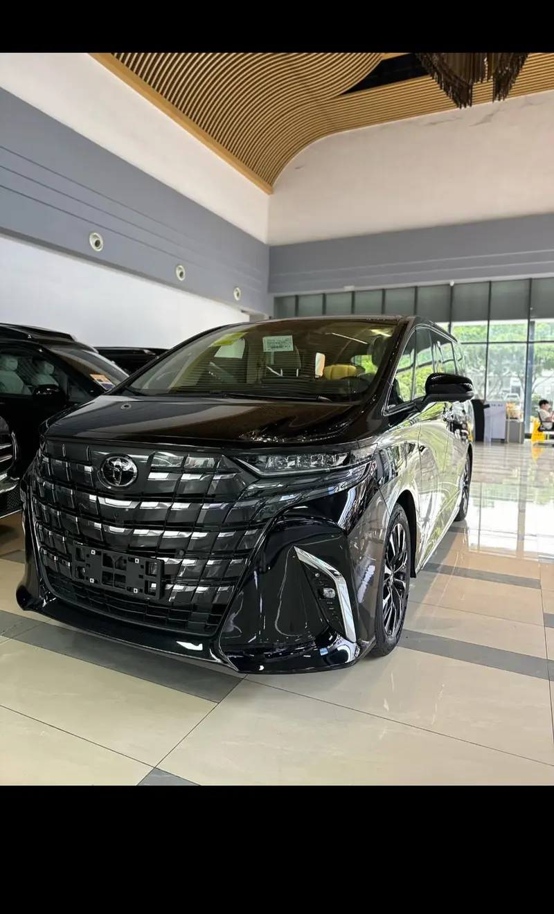 Toyota Alphard, 2026