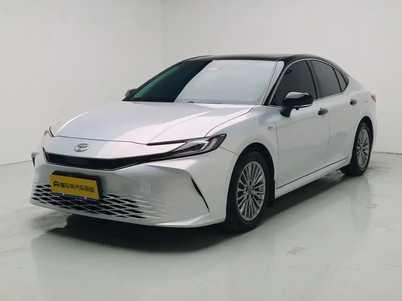 Toyota Camry, 2024