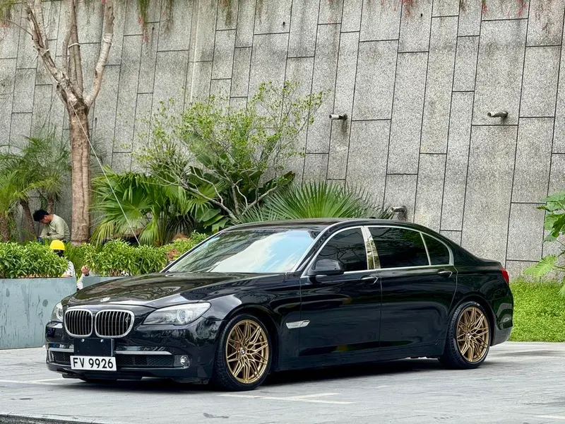 BMW 7-Series, 2009