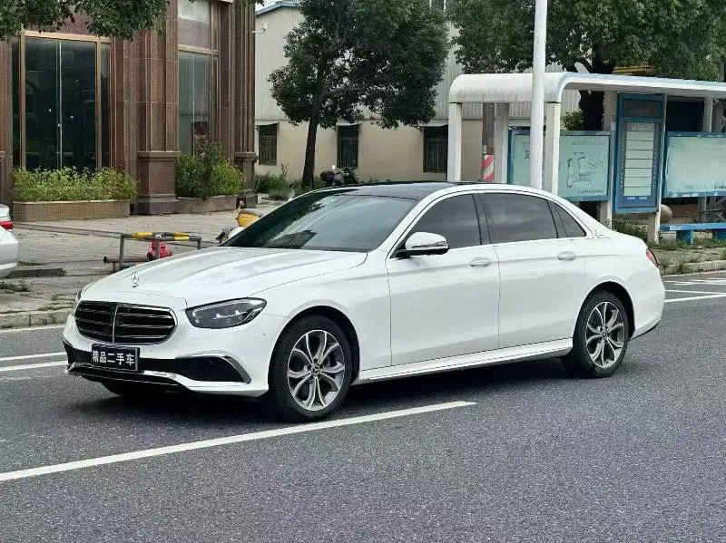 Mercedes-Benz E-Class E 300 L Fashion Version, 2023 — фото 1