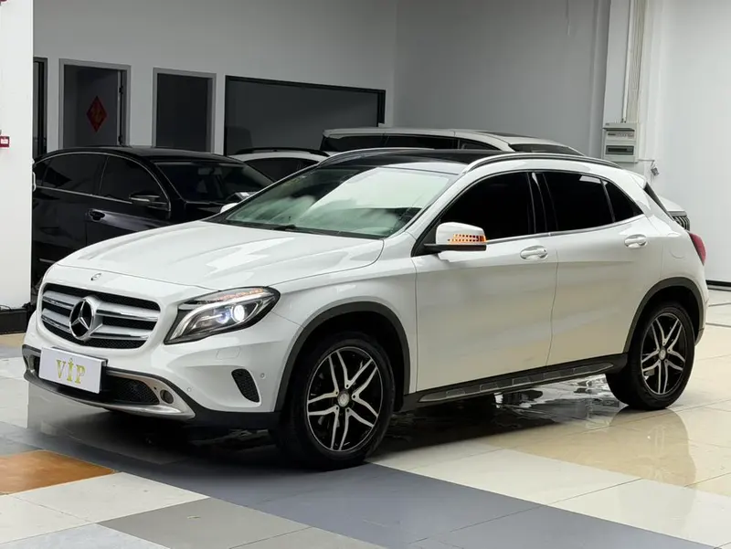 Mercedes-Benz GLA GLA 200 Fashion Version, 2016 — фото 1