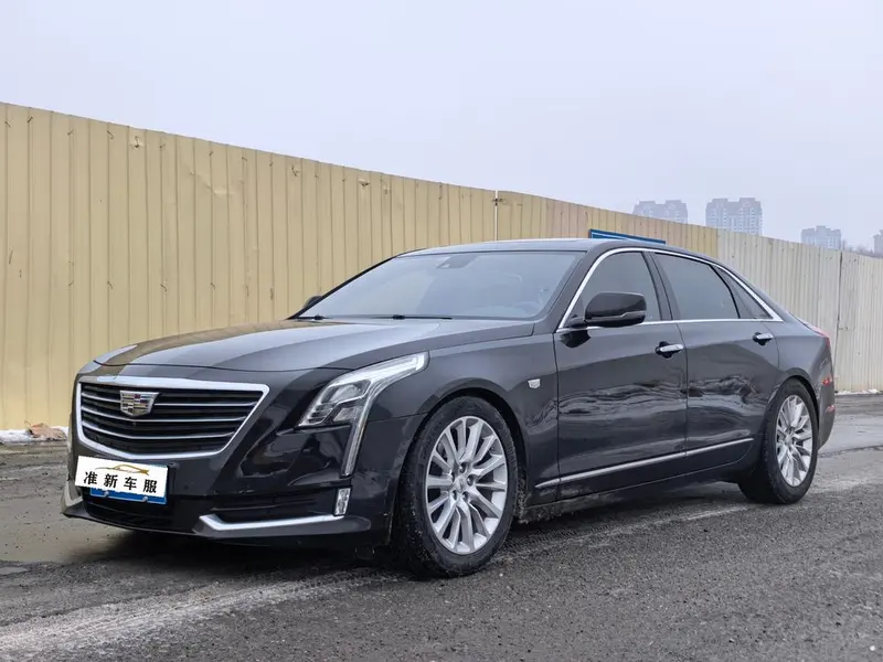 Cadillac CT6 28T Leading Version, 2017 — фото 1