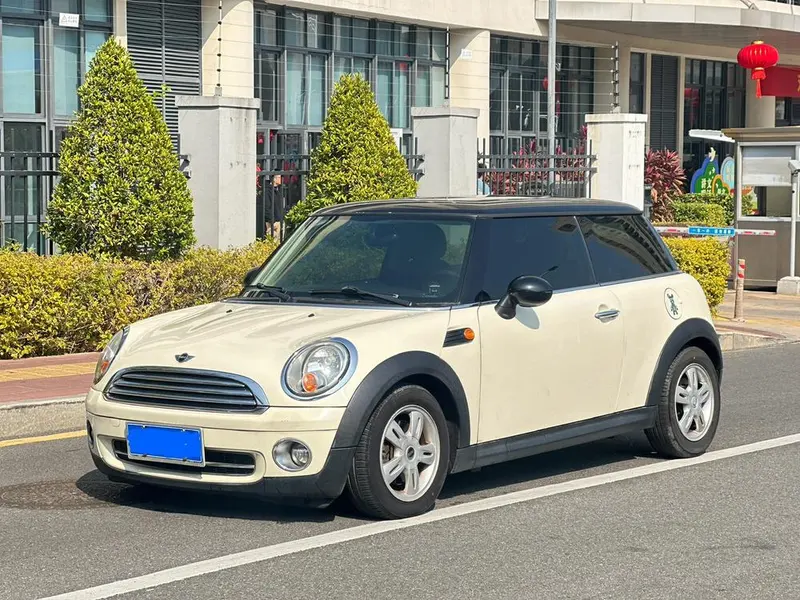 MINI MINI 1.6L COOPER Cheer, 2010 — фото 1