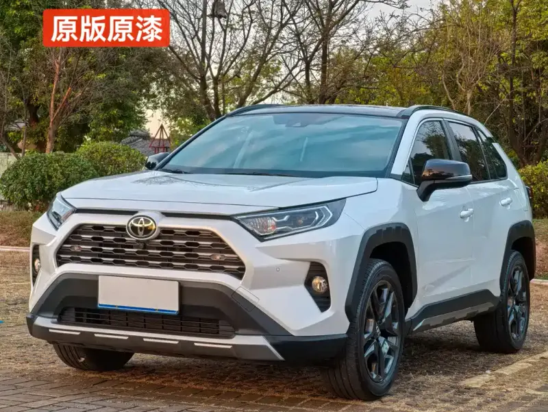 Toyota RAV4, 2023