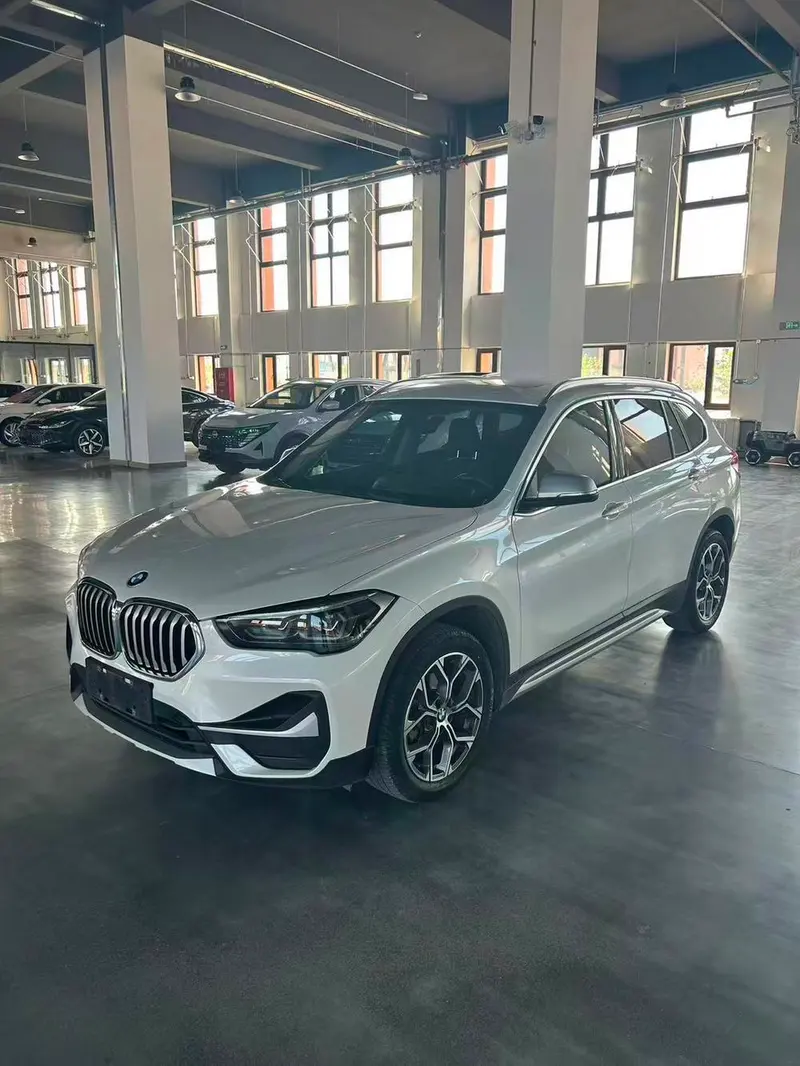 BMW X1 sDrive20Li Fashion Version, 2022 — фото 1