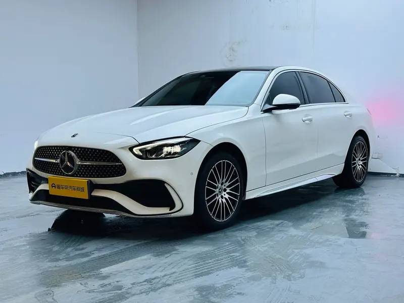 Mercedes-Benz C-Class, 2024