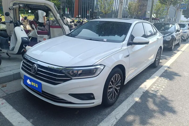Volkswagen Sagitar, 2020