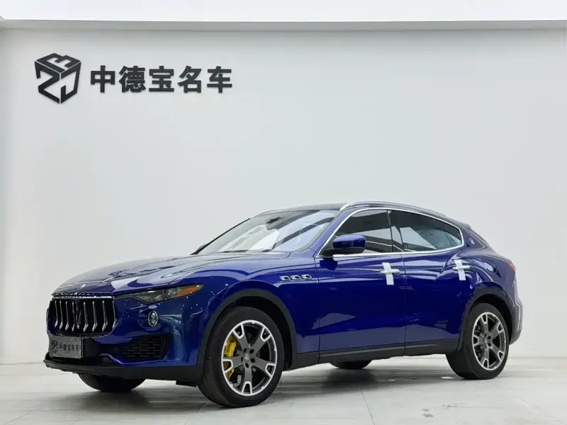 Maserati Levante, 2017 — фото 1