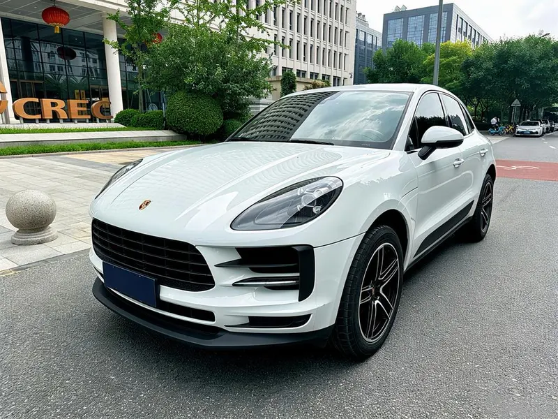 Porsche Macan, 2021