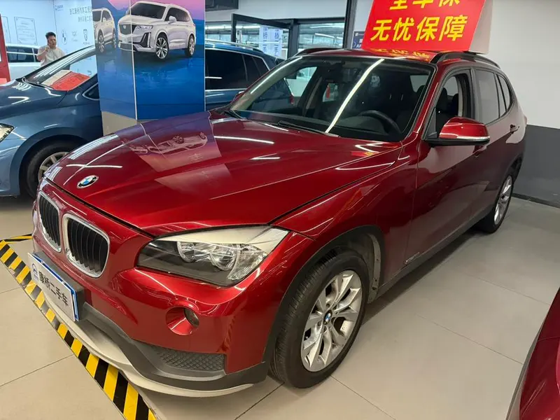 BMW X1 sDrive18i Fashion Version, 2014 — фото 1