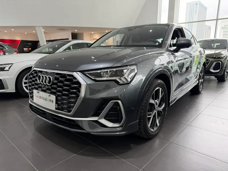 Audi Q3 Sportback, 2021