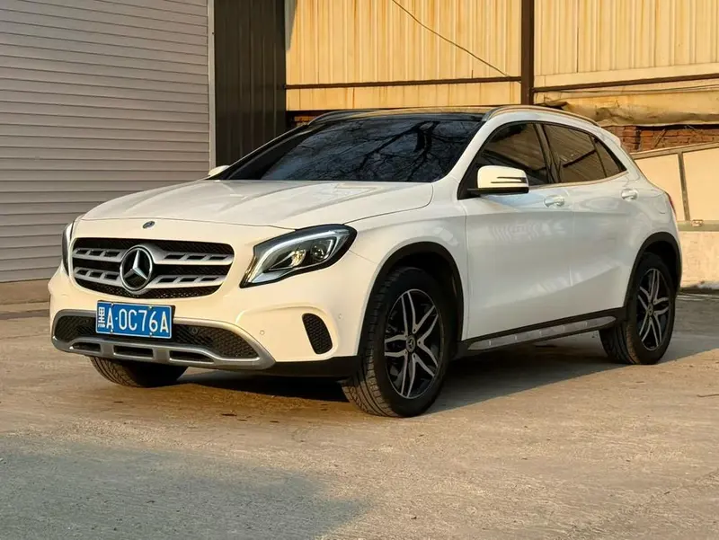 Mercedes-Benz GLA GLA 200 Fashion Version, 2017 — фото 1