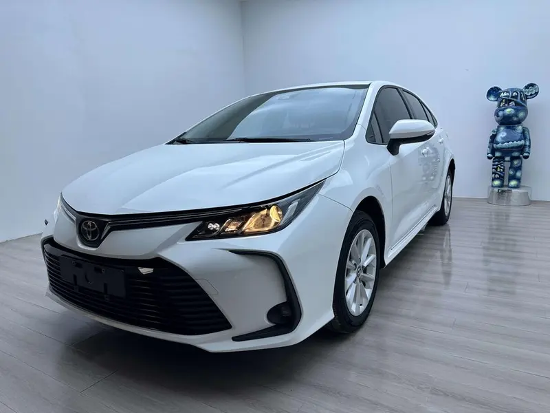 Toyota Corolla 1.2T S-CVT Elite PLUS Edition, 2021 — фото 1