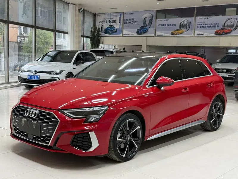 Audi A3 Sportback 35 TFSI Fashion Sport Version, 2022 — фото 1