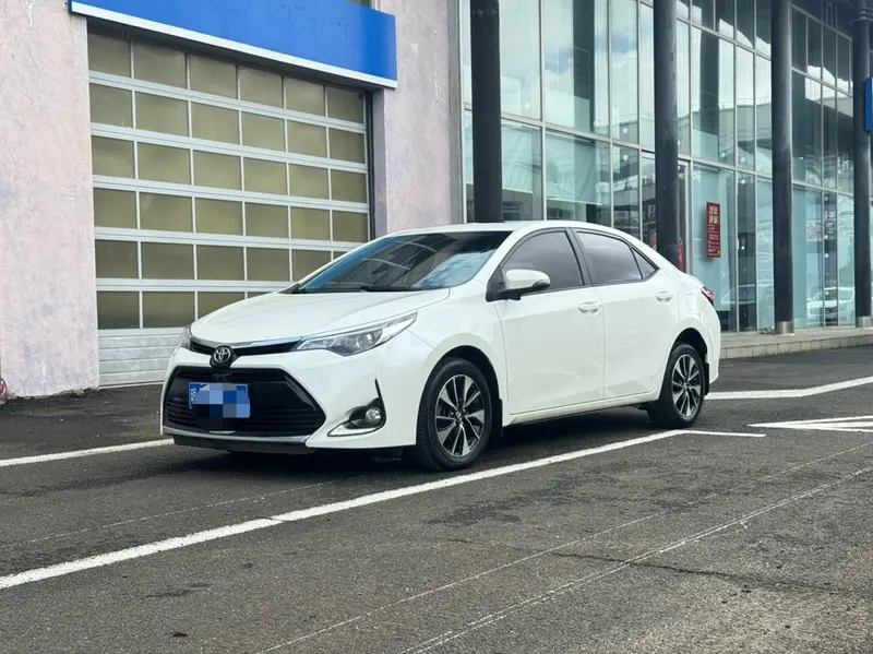 Toyota Levin 185T CVT Premium Edition CN5, 2018 — фото 1