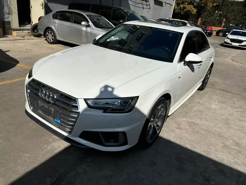 Audi A4L 40 TFSI Fashion Version CN6, 2019 — фото 1