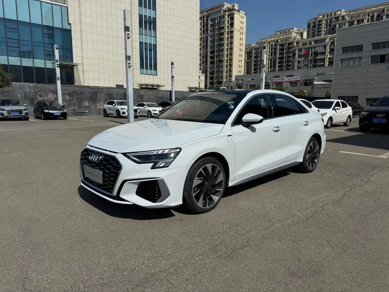 Audi A3 A3L Limousine 35 TFSI Fashion Sport Version, 2024 — фото 1