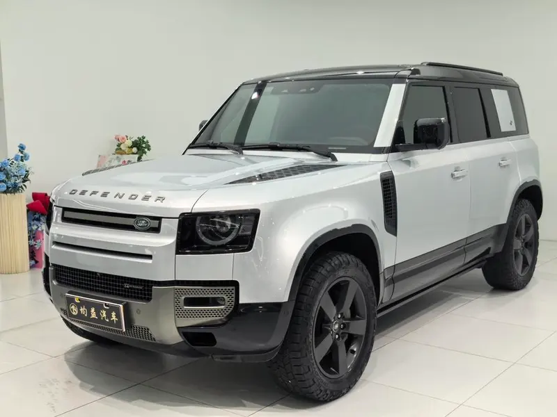 Land Rover Defender, 2022