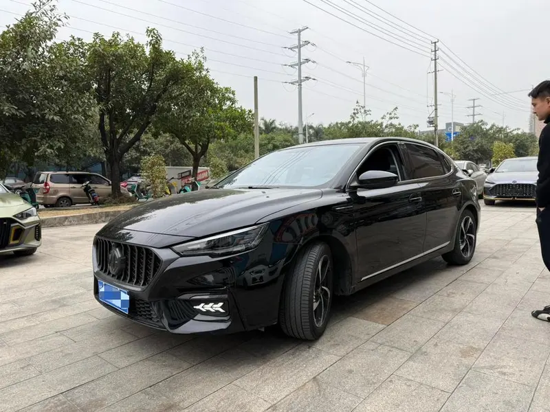 MG 6 1.5T Auto Trendy Luxury Edition, 2020 — фото 1