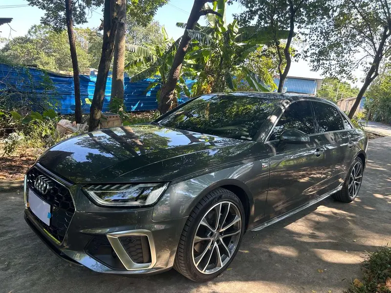 Audi A4L 40 TFSI Fashion Version, 2020 — фото 1