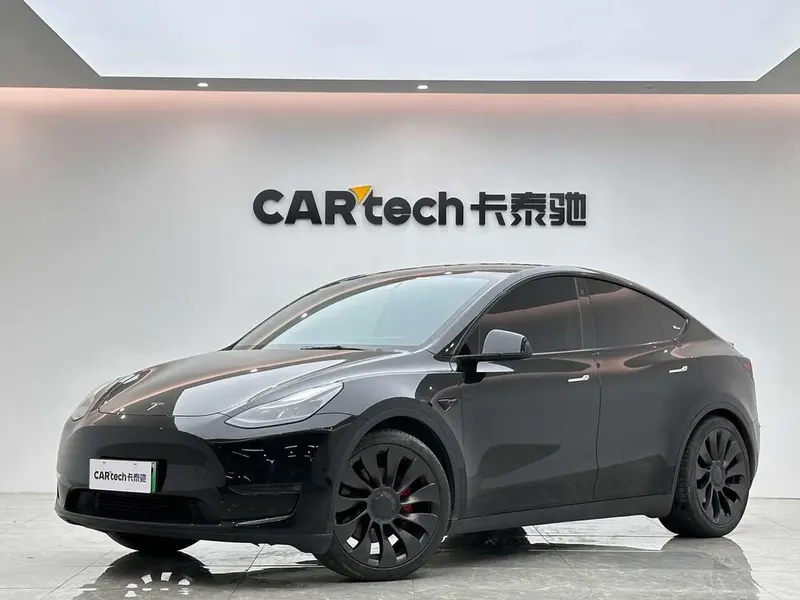 Tesla Model Y, 2023