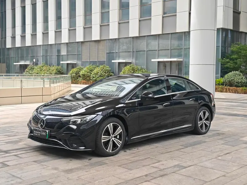 Mercedes-Benz EQE, 2025
