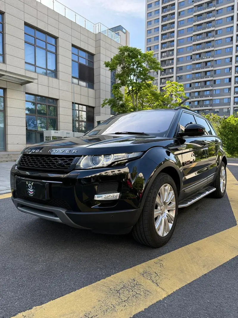 Land Rover Range Rover Evoque 2.0T Edition, 2015 — фото 1