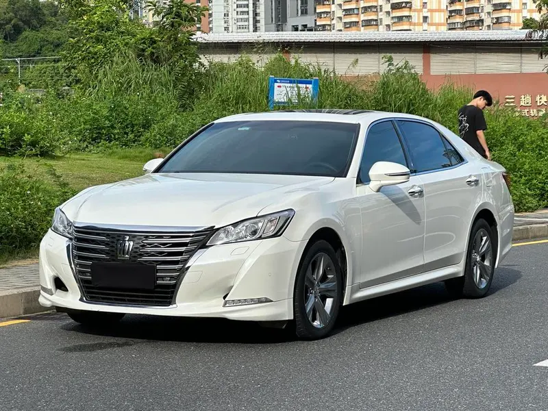 Toyota Crown 2.0T Sport Edition, 2017 — фото 1