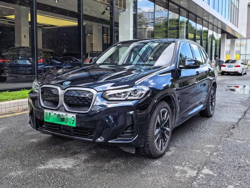 BMW iX3, 2024