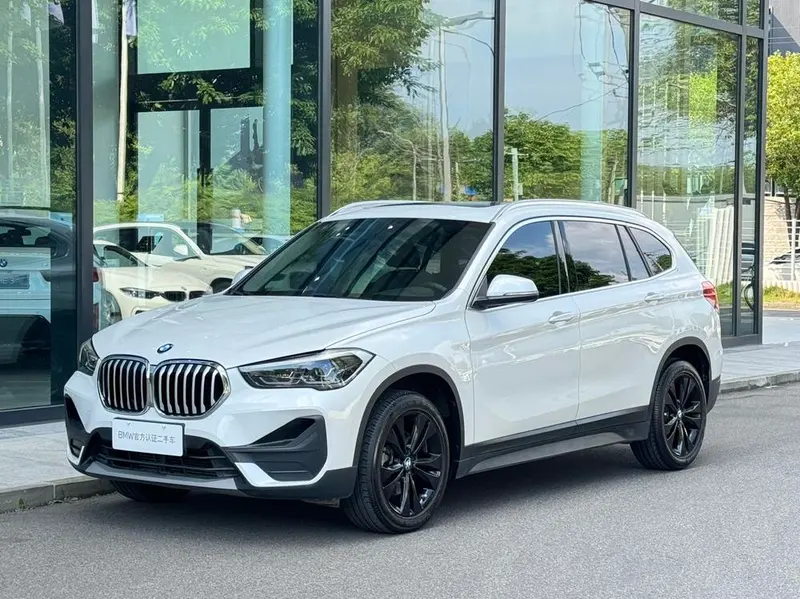 BMW X1 sDrive20Li Fashion Version, 2020 — фото 1