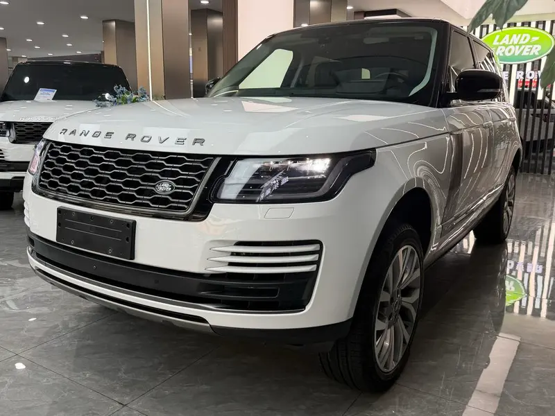 Land Rover Range Rover 3.0 L6 Extended Edition, 2020 — фото 1